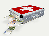 Geldkoffer in die Schweiz (c) Thomas Jansa/FOTOLIA